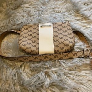 Michael Kors Belt Fanny Pack